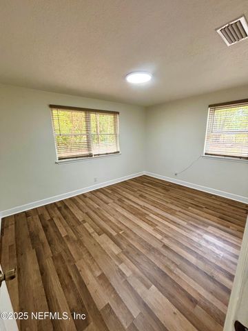 6678 S NORDE Drive, Jacksonville, FL 32244