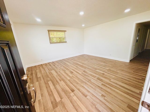 6678 S NORDE Drive, Jacksonville, FL 32244