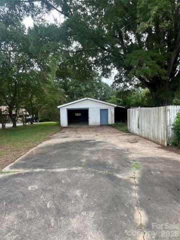 503 Aquadale Road, Albemarle, NC 28001