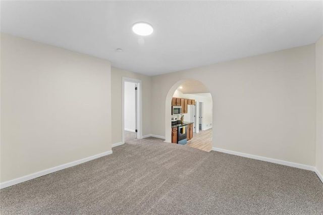 806 W Lexington Street, Richmond, MO 64085