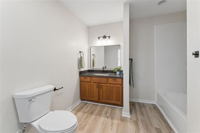 806 W Lexington Street, Richmond, MO 64085