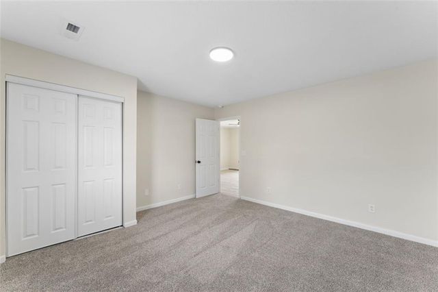 806 W Lexington Street, Richmond, MO 64085