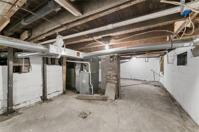 806 W Lexington Street, Richmond, MO 64085