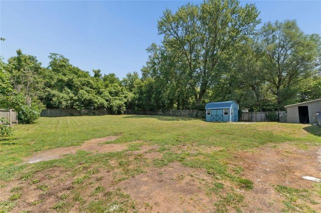806 W Lexington Street, Richmond, MO 64085