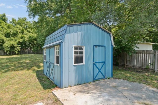 806 W Lexington Street, Richmond, MO 64085