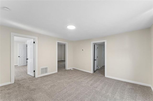 806 W Lexington Street, Richmond, MO 64085