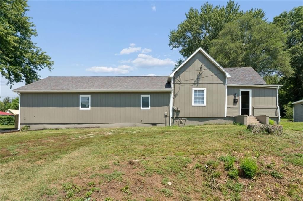 806 W Lexington Street, Richmond, MO 64085