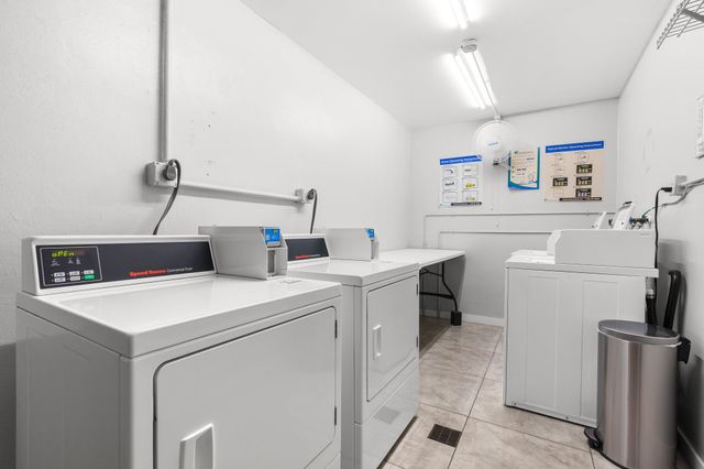 300 NE 19th Ct 201N, Wilton Manors, FL 33305