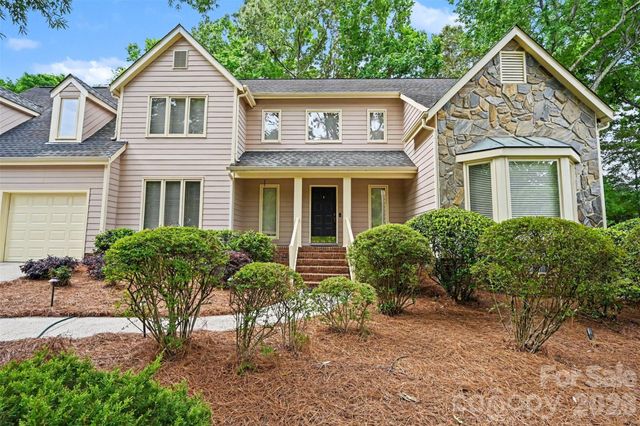 212 Rose Arbor Lane, Matthews, NC 28105