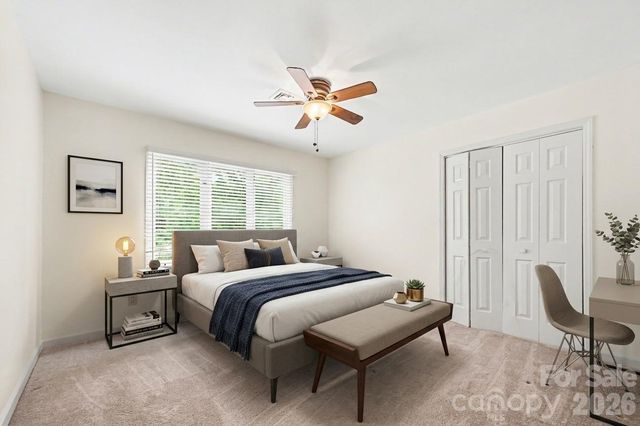 212 Rose Arbor Lane, Matthews, NC 28105
