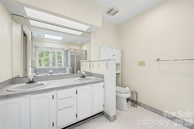 212 Rose Arbor Lane, Matthews, NC 28105