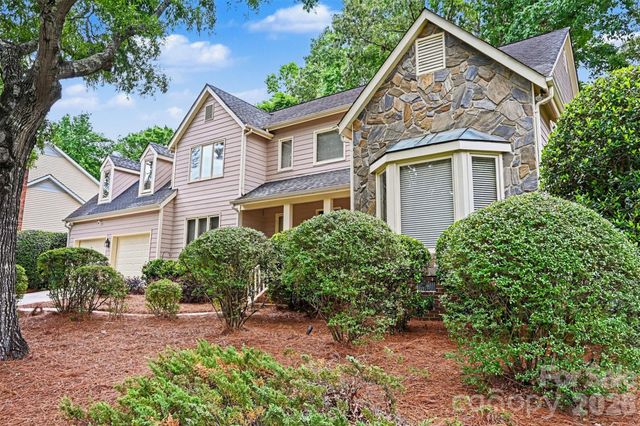 212 Rose Arbor Lane, Matthews, NC 28105