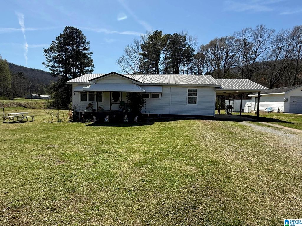 1850 PLEASANT VALLEY ROAD, Gallant, AL 35972