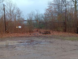 0000 E Bristol, Burton, MI 48529