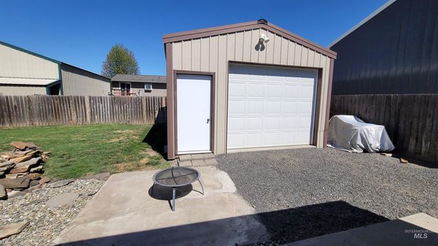 3725 18th St., Lewiston, ID 83501