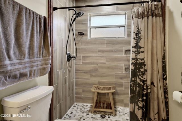 8457 SUGARTREE Drive, Jacksonville, FL 32244