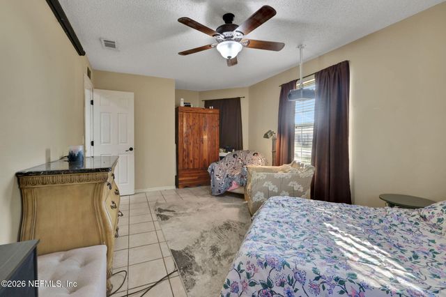 8457 SUGARTREE Drive, Jacksonville, FL 32244