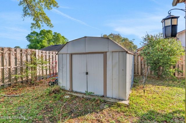 8457 SUGARTREE Drive, Jacksonville, FL 32244