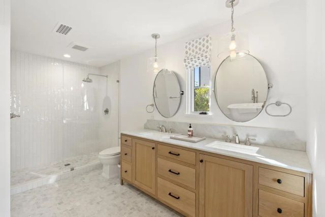 210 Estrella St, Solana Beach, CA 92075