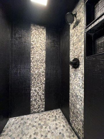 4182 N 13th STREET, Milwaukee, WI 53209