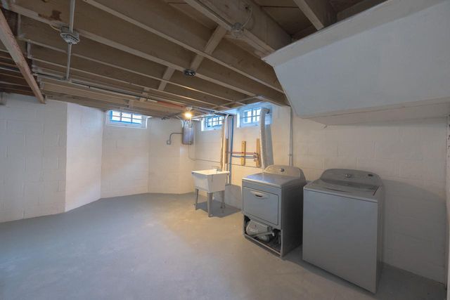 4182 N 13th STREET, Milwaukee, WI 53209