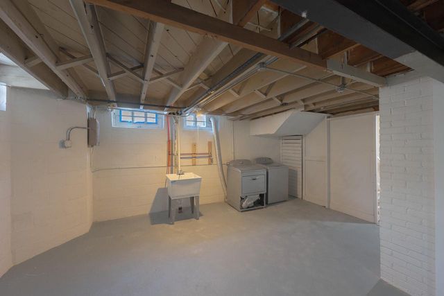 4182 N 13th STREET, Milwaukee, WI 53209