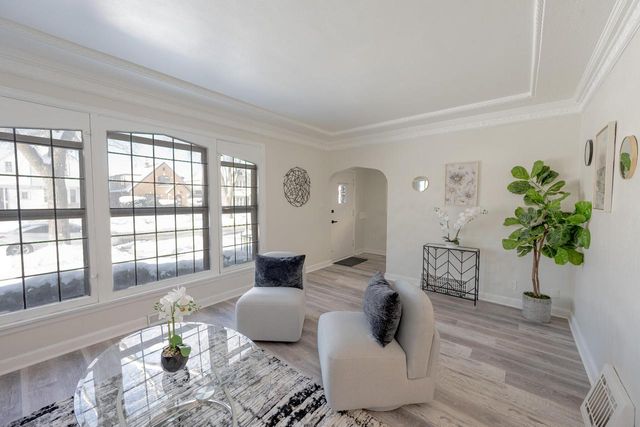 4182 N 13th STREET, Milwaukee, WI 53209