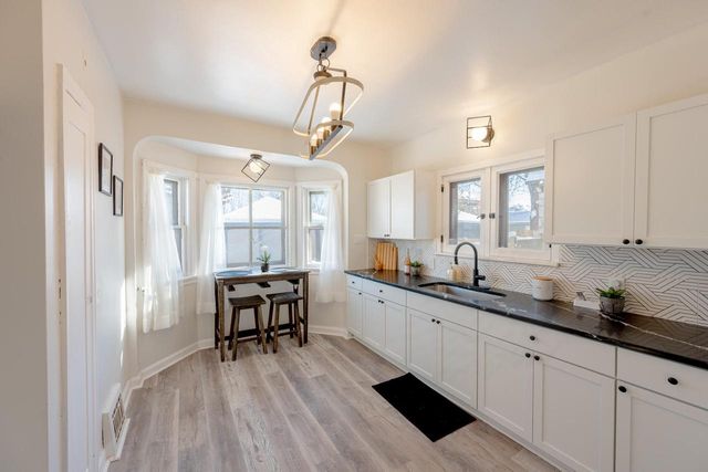 4182 N 13th STREET, Milwaukee, WI 53209