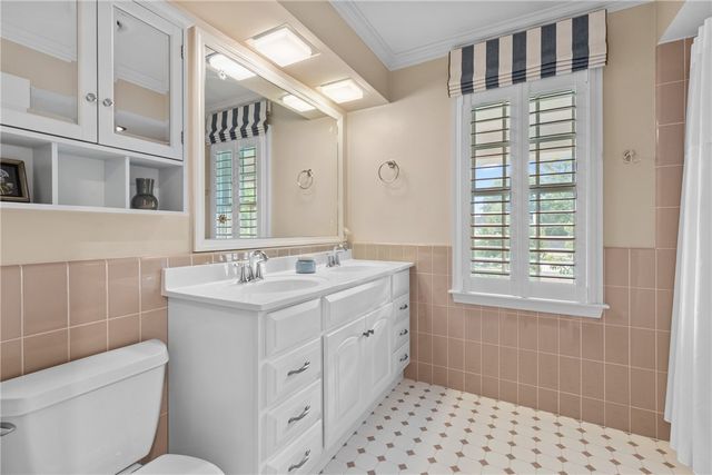 8709 Sturbridge Drive, Sycamore Twp, OH 45236