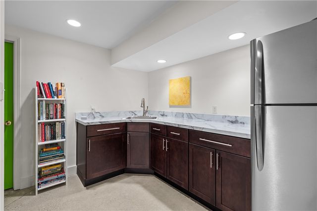 8709 Sturbridge Drive, Sycamore Twp, OH 45236