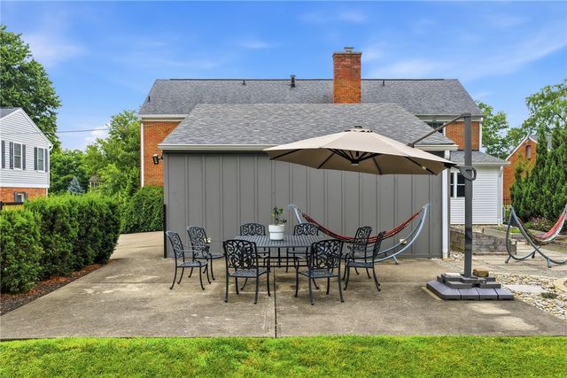 8709 Sturbridge Drive, Sycamore Twp, OH 45236