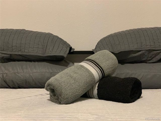 6782 W Cedar Pl, Lakewood, CO 80226