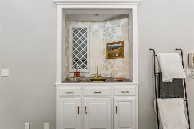 2616 Sweetbriar, Edmond, OK 73034
