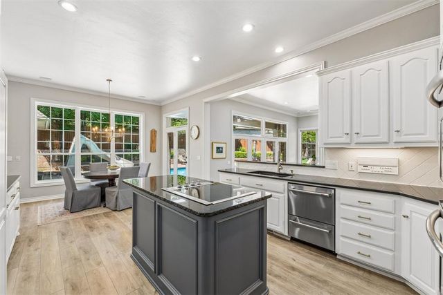 2616 Sweetbriar, Edmond, OK 73034