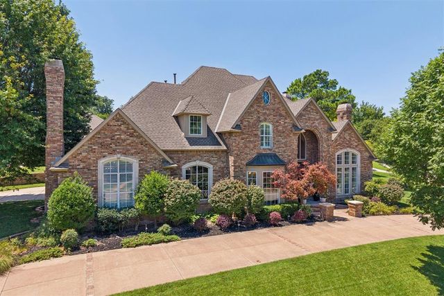 2616 Sweetbriar, Edmond, OK 73034