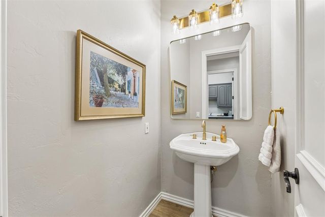2616 Sweetbriar, Edmond, OK 73034