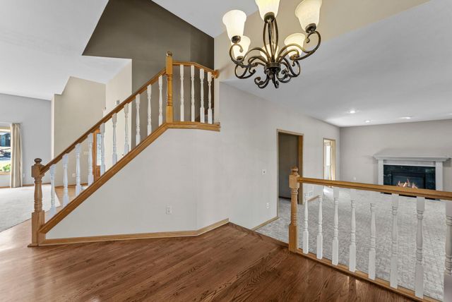 2465 E Rum River Drive S, Cambridge, MN 55008