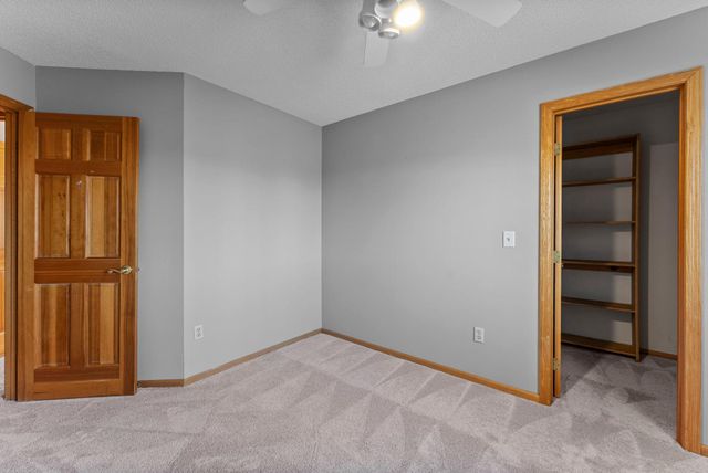 2465 E Rum River Drive S, Cambridge, MN 55008