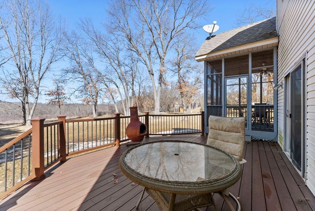 2465 E Rum River Drive S, Cambridge, MN 55008