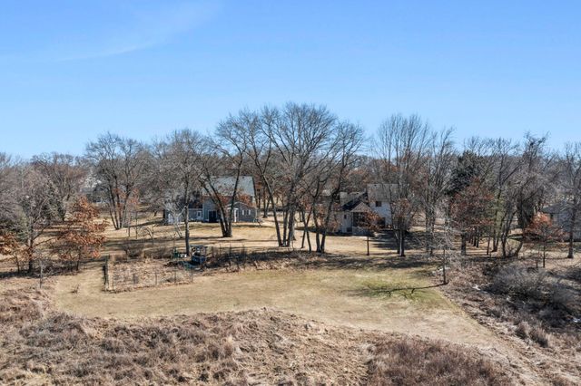 2465 E Rum River Drive S, Cambridge, MN 55008