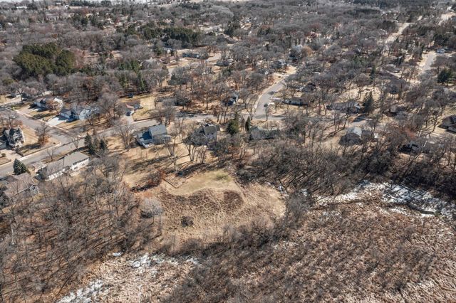 2465 E Rum River Drive S, Cambridge, MN 55008