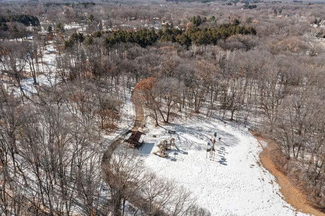 2465 E Rum River Drive S, Cambridge, MN 55008