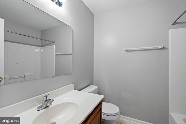 133 CREEKSIDE CT, Newark, DE 19702