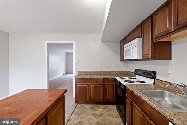 133 CREEKSIDE CT, Newark, DE 19702