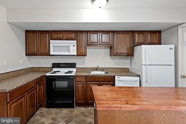 133 CREEKSIDE CT, Newark, DE 19702