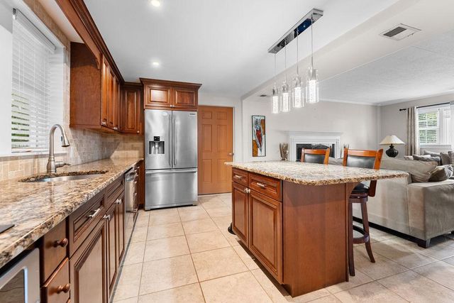 9217 EASY ST, Owings, MD 20736