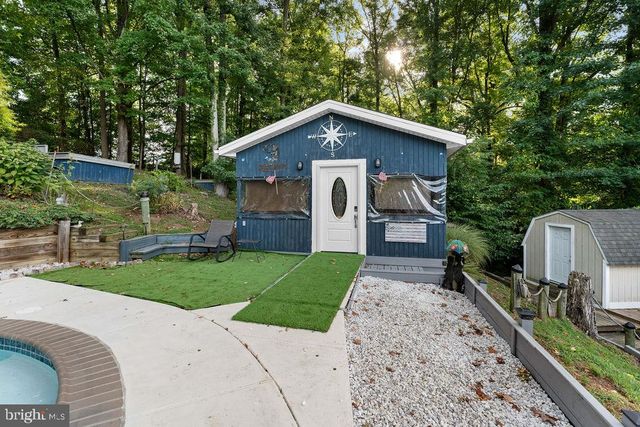 9217 EASY ST, Owings, MD 20736