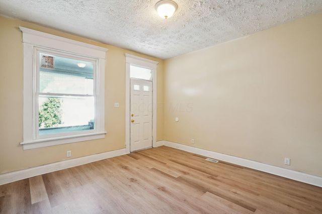 443 N Champion Avenue, Columbus, OH 43203