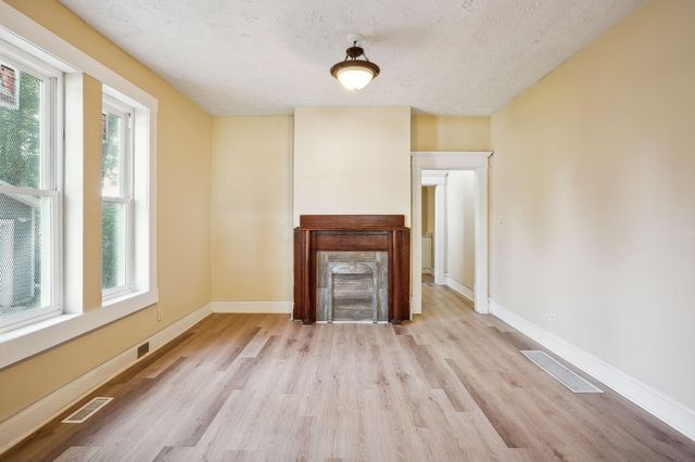 443 N Champion Avenue, Columbus, OH 43203