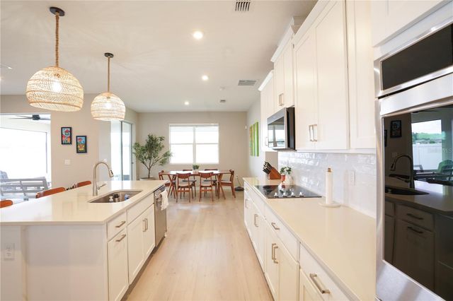 7964 WATERFIELD AVENUE, Orlando, FL 32832